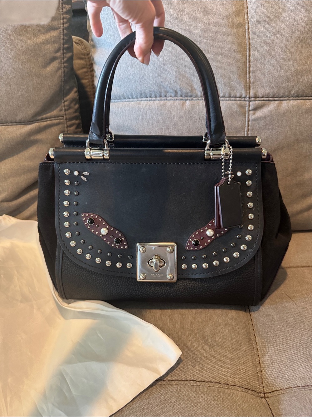 Coach Drifter Carryall
In Glovetanned Leather With Western Rivets - Picture 5 of 10